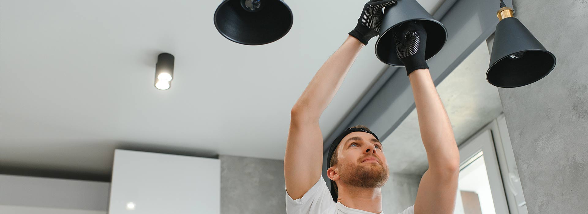 Royal električar Montaža lustera cena